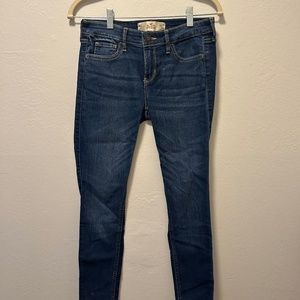 Hollister Super Skinny Dark Wash Jeans (Size 5)